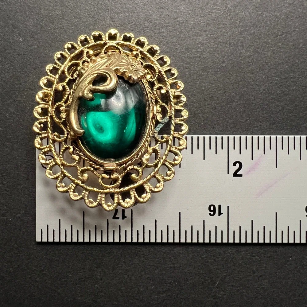VTG Floral Filigree Scarf Clip Gold Tone Green Cabochon Oval Victorian Romantic